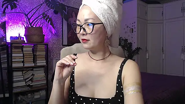 Koreanowner online show from 12/27/24, 06:31