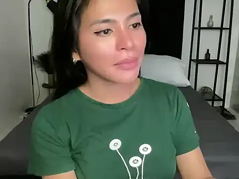 your bianca69 online show from 12/19/24, 03:29