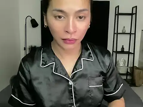your bianca69 online show from 12/30/24, 02:42