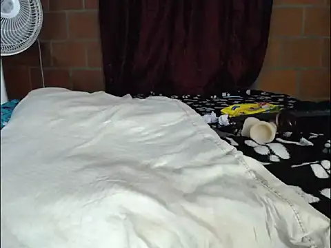 jazminebigasss online show from 02/20/25, 12:08