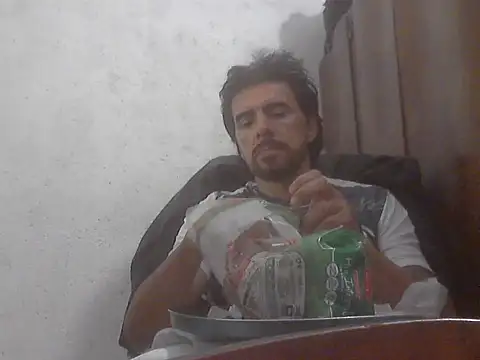 Snapshot of el_principe_hot chatting on 10/02/25, 01:12 el principe hot online show from 10/02/25, 01:12