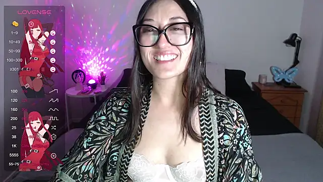 Ninimoon online show from 10/05/25, 02:32