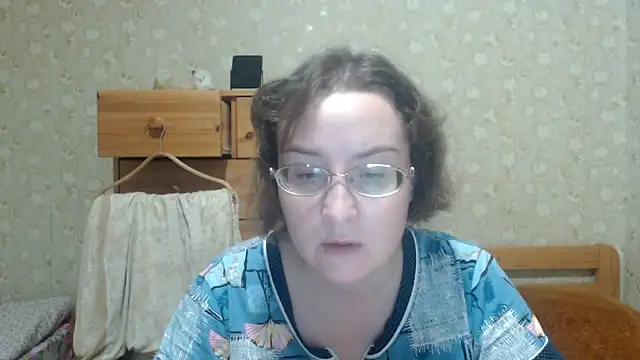 Snapshot of Smart_Rose chatting on 02/28/26, 04:08 Smart Rose online show from 02/28/26, 04:08