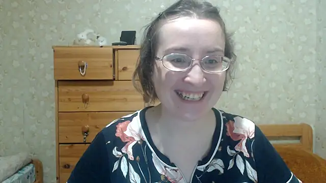 Snapshot of Smart_Rose chatting on 03/05/26, 06:59 Smart Rose online show from 03/05/26, 06:59