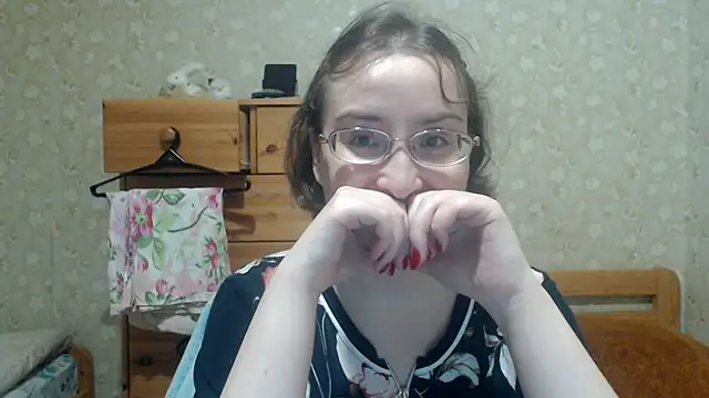 Snapshot of Smart_Rose chatting on 03/06/26, 06:26 Smart Rose online show from 03/06/26, 06:26