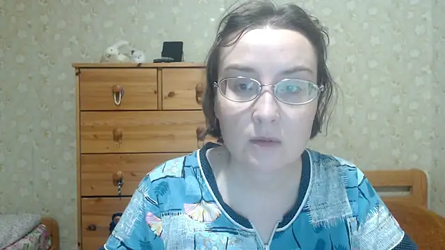 Snapshot of Smart_Rose chatting on 03/11/26, 07:42 Smart Rose online show from 03/11/26, 07:42