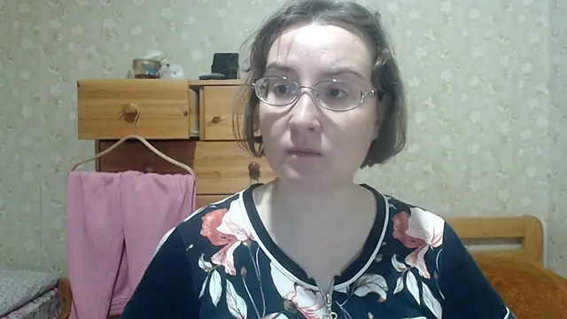 Snapshot of Smart_Rose chatting on 03/14/26, 04:45 Smart Rose online show from 03/14/26, 04:45