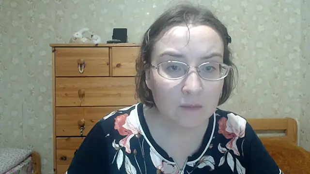 Snapshot of Smart_Rose chatting on 03/15/26, 03:29 Smart Rose online show from 03/15/26, 03:29