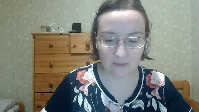 Snapshot of Smart_Rose chatting on 03/28/26, 06:40 Smart Rose online show from 03/28/26, 06:40