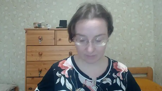 Snapshot of Smart_Rose chatting on 04/03/26, 03:21 Smart Rose online show from 04/03/26, 03:21