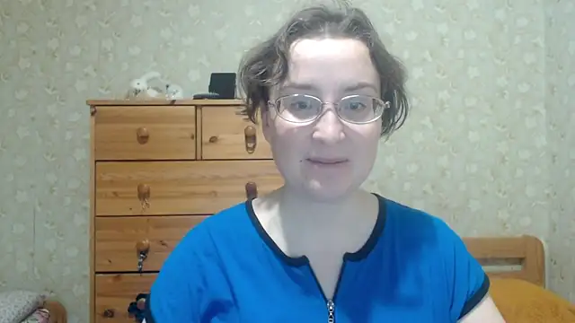 Snapshot of Smart_Rose chatting on 04/08/26, 04:07 Smart Rose online show from 04/08/26, 04:07