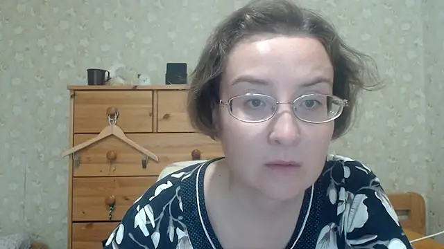 Snapshot of Smart_Rose chatting on 05/29/26, 04:05 Smart Rose online show from 05/29/26, 04:05