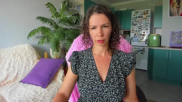 ChristinaGlory online show from 07/15/26, 09:47