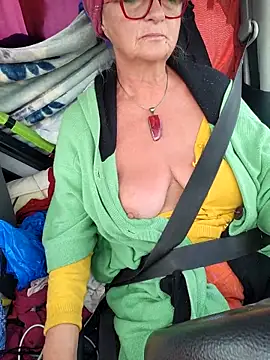 MucMilf59 online show from 02/18/25, 03:43