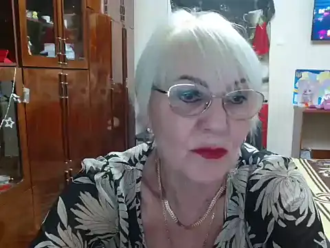 JenaCheim online show from 12/13/24, 07:10