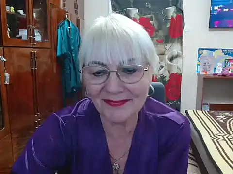 JenaCheim online show from 12/23/24, 06:33