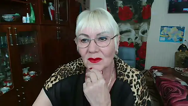 JenaCheim online show from 05/18/26, 05:24