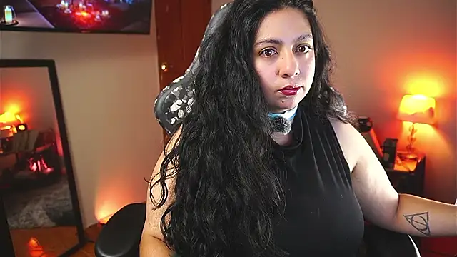 coraline latin online show from 02/16/26, 12:51
