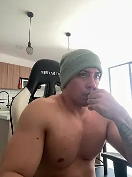 Snapshot of Hot_deep_dick chatting on 03/21/25, 09:12 Hot deep dick online show from 03/21/25, 09:12