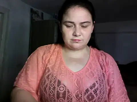 Snapshot of TammyAh chatting on 12/18/24, 08:47 TammyAh online show from 12/18/24, 08:47