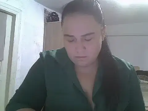 Snapshot of TammyAh chatting on 12/23/24, 08:25 TammyAh online show from 12/23/24, 08:25