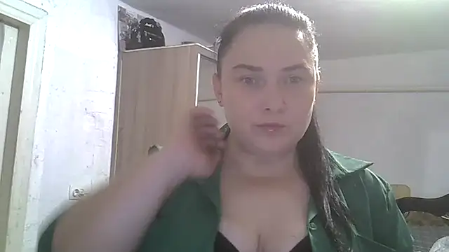 Snapshot of TammyAh chatting on 12/25/24, 09:43 TammyAh online show from 12/25/24, 09:43