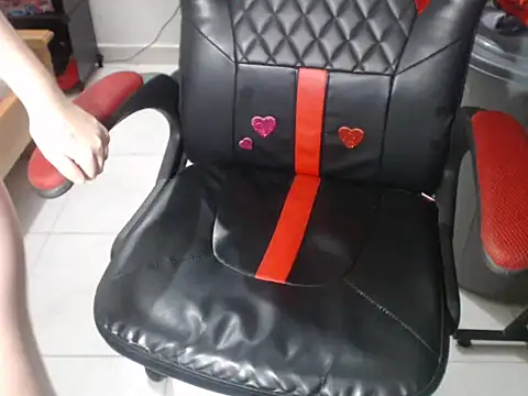 Snapshot of yelingyeon chatting on 03/06/25, 01:37 yelingyeon online show from 03/06/25, 01:37