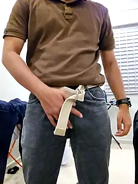 Snapshot of shakir12340 chatting on 09/09/25, 04:50 shakir12340 online show from 09/09/25, 04:50