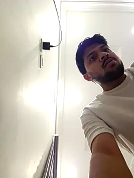 Snapshot of shakir12340 chatting on 09/28/25, 06:13 shakir12340 online show from 09/28/25, 06:13