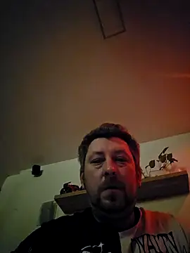 Snapshot of ktmtom247 chatting on 01/17/25, 03:34 ktmtom247 online show from 01/17/25, 03:34