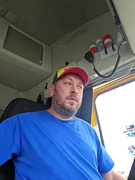 Snapshot of ktmtom247 chatting on 11/06/25, 08:04 ktmtom247 online show from 11/06/25, 08:04