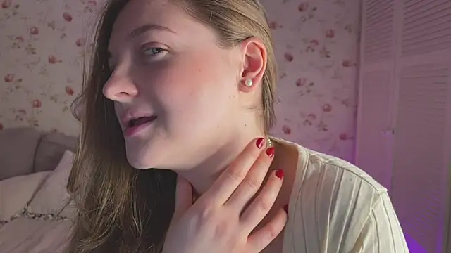 LoVenda online show from 02/18/25, 09:31