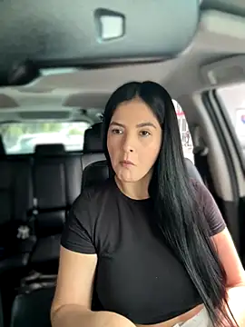 Carolina Novoa online show from 11/04/25, 06:07