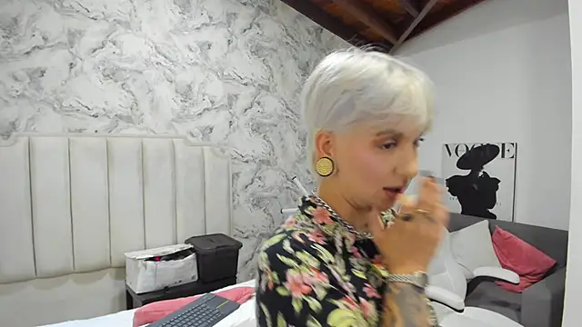 amy ink online show from 09/19/25, 11:22