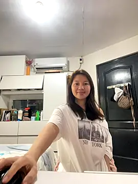 Snapshot of asianmystery203 chatting on 10/24/25, 05:15 asianmystery203 online show from 10/24/25, 05:15