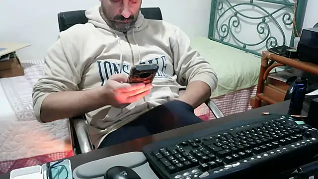 Italian dark desire online show from 12/17/25, 05:08