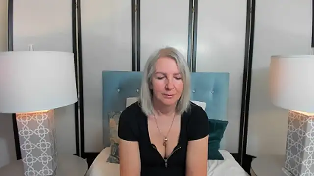 EricaTop online show from 04/26/26, 05:05