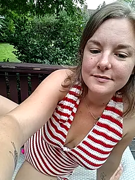 Snapshot of SwedishJennifer chatting on 06/28/26, 11:16 SwedishJennifer online show from 06/28/26, 11:16