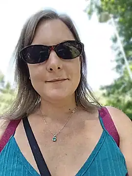 Snapshot of SwedishJennifer chatting on 07/16/26, 12:33 SwedishJennifer online show from 07/16/26, 12:33