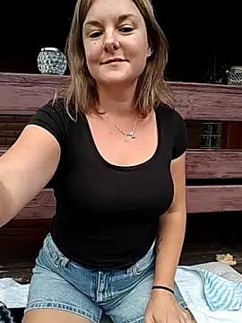 Snapshot of SwedishJennifer chatting on 07/25/26, 11:19 SwedishJennifer online show from 07/25/26, 11:19
