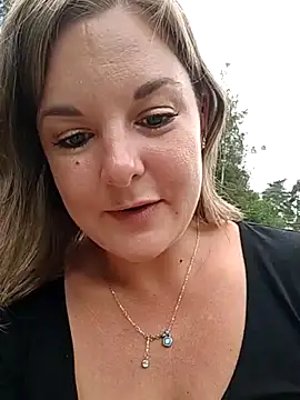 Snapshot of SwedishJennifer chatting on 07/28/26, 12:48 SwedishJennifer online show from 07/28/26, 12:48