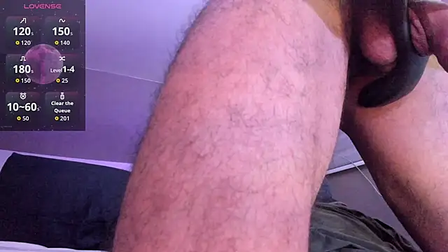 Snapshot of Masked_Top chatting on 11/29/25, 06:05 Masked Top online show from 11/29/25, 06:05