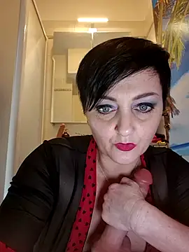 lucillabollente online show from 02/07/25, 03:08