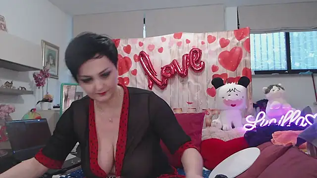 lucillabollente online show from 02/14/25, 02:54