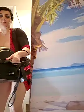 lucillabollente online show from 03/01/25, 06:11