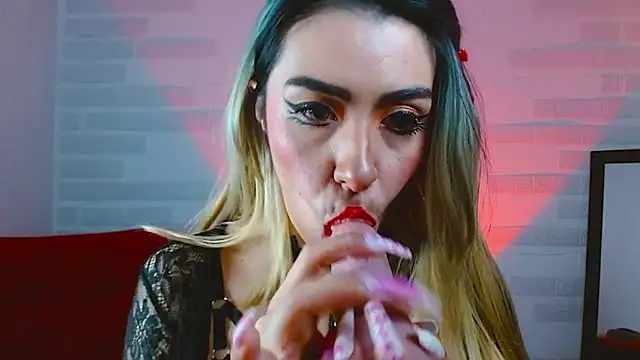 sky girl1 online show from 10/23/25, 03:17