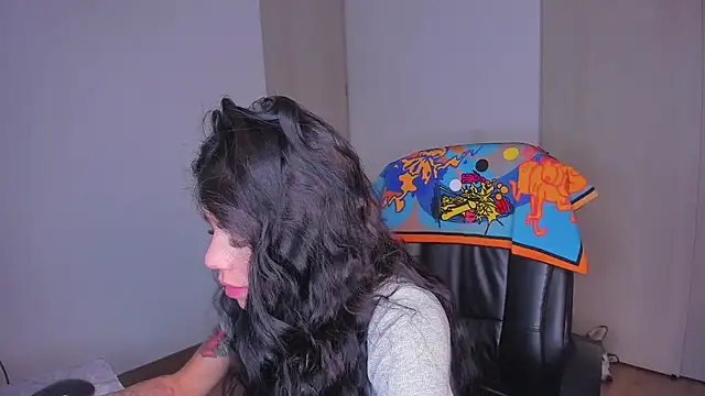 Lisegg  online show from 09/17/25, 10:06