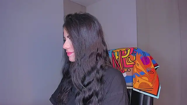 Snapshot of Lisegg_ chatting on 11/21/25, 10:14 Lisegg online show from 11/21/25, 10:14