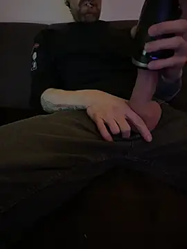 LionBoy1976 online show from 12/29/24, 06:35