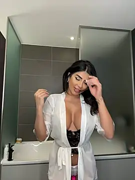 Snapshot of ArabicBarbie chatting on 02/01/25, 12:18 ArabicBarbie online show from 02/01/25, 12:18